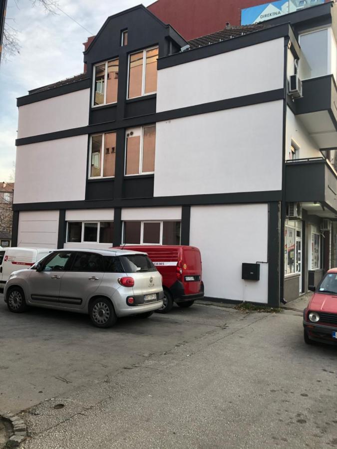 Duga Apartmani 크라구예바츠 외부 사진